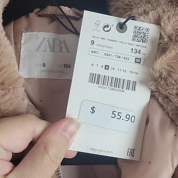 Zara-KIDS-Pink Faux Fur Hooded Coat-Size 9 - Picture 3 of 15